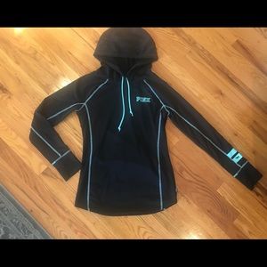 PINK women’s shirt VS size M hoodie